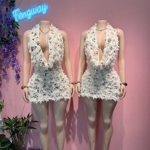 فستان سهرة أنيق <span class=keywords><strong>2026</strong></span> بتطريز ترتر وشراشيب وياقة مفتوحة بدون أكمام وظهر مكشوف، فستان ضيق (بوديكون) بلون الخوخ يبرز الأرداف للحفلات والنوادي - Product Image 1