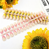 Ongles press-on prédécoupés, exquis, tridimensionnels, motif papillon doré, forme amande œil-de-chat, élégants, prêts à poser, style Ins pour les doigts