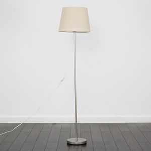 Lampe sur pied moderne de haute qualité avec abat-jour plissé simple, abat-jour classique en forme de <span class=keywords><strong>parapluie</strong></span> pour salon, chambre à coucher, pratique pour canapé-<span class=keywords><strong>lit</strong></span> - Product Image 5