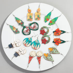 Gioielli Vintage natalizi colorati fiori di frutta pupazzo di neve alce carino uccello fiocco di neve invernale pino cavo geometrico in legno orecchini pendenti - Product Image 2