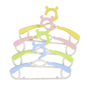 Multi Color <b>Cute</b> <b>Bear</b> Shape Adjustable Plastic Kids Hanger Set Extendable Baby Clothes Hanger for Nursery Travel Daycare Use - Product Image 3
