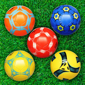 Balón <span class=keywords><strong>de</strong></span> fútbol <span class=keywords><strong>de</strong></span> tamaño Premium 5, máquina cosida <span class=keywords><strong>de</strong></span> PVC, Partido <span class=keywords><strong>de</strong></span> entrenamiento al aire libre, venta al por mayor, tamaños múltiples personalizados, adultos y jóvenes - Product Image 1
