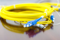 Kabel Patch Cord DEKAM SC UPC LC APC FTTH Drop Cable 1 Core SM Fiber Optik Pigtail untuk Filipina