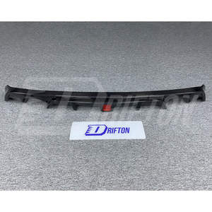 Difusor trasero de fibra de carbono estilo luz de freno LED para INFINITI Q60 2016-2022 - Product Image 3