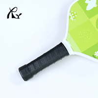 Poignée de pickleball perforée en cuir PU Absorption antidérapante de la sueur pour un contrôle supérieur pour les accessoires d'entraînement pour débutants