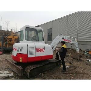 Excavadora Usada de Segunda Mano de 3 Toneladas Marca Takeuchi - Product Image 3