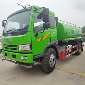 Camión Cisterna China Faw 4x2 de 5000 Litros (1000 Galones) para Riego, en Venta - Product Image 1