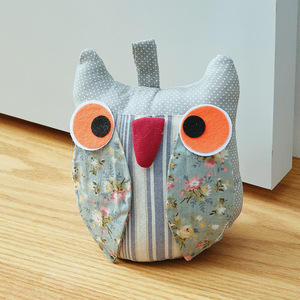 Butée de porte hibou 3D au design artistique, à poser au sol, article de décoration intérieure - Product Image 2