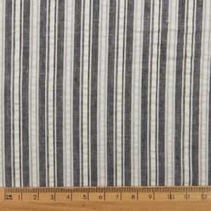 China personalizado ligero 55% algodón 45% poliéster rojo y blanco raya burbuja tela para Vestido camisero - Product Image 2