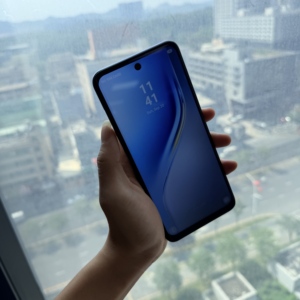 Camon 40 Pro รุ่นดั้งเดิม หน้าจอโค้ง 6.8 นิ้ว 90Hz LCD HD 8+256GB 5G LTE สมาร์ทโฟนสำหรับเล่นเกม แบตเตอรี่ 8000mAh กล้อง 108MP ระบบจดจำใบหน้า Android - Product Image 5