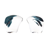 Sculpture d'art moderne en verre soufflé à la main vert émeraude en forme de goutte d'eau avec bulles scintillantes, pièce maîtresse pour la décoration de hôtels et de salons
