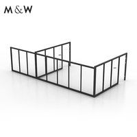 Cloison de réception en verre insonorisée pleine hauteur en aluminium, style moderne et minimaliste M&W, pour bureaux et projets.