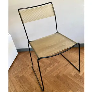 Gran oferta de muebles con marco de Metal con asiento y respaldo de plástico, muebles de jardín para exteriores, silla para sentarse con varios colores