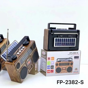 Loa <span class=keywords><strong>Bluetooth</strong></span> đa dải tần năng lượng mặt trời phong cách cổ điển bán chạy với chức năng nghe nhạc băng cassette dành cho giải trí tại nhà - Product Image 3