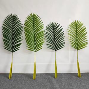Hojas de Palma de areca de gran tamaño a prueba de rayos <span class=keywords><strong>ultravioleta</strong></span> decoración verde de boda hojas de palma artificiales tropicales - Product Image 1