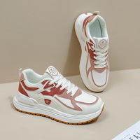 Nouvelles Chaussures Décontractées et Sportives K6902 à Semelle Épaisse Style Coréen pour Étudiants, Respirantes et Rehaussantes, Idéales pour l'Automne 2025