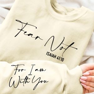 เสื้อฮู้ดผู้หญิงทรงโอเวอร์ไซส์ ผ้าฝ้าย พิมพ์ลายข้อพระคัมภีร์อิสยาห์ 41:10  "อย่ากลัว" ระบายอากาศได้ดี - Product Image 5