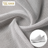 Tissu maillé tricoté chaîne 100 % polyester, respirant, à couche unique, anti-humidité, couleur personnalisée, teint écologiquement, pour languettes et empeignes de chaussures décontractées