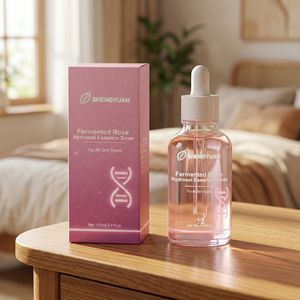 Tónico Facial de Rosa de Damasco Fermentada, Esencia en Bruma, Hidratación Profunda, Calmante, Sin Alcohol, con Galactomizos y Hialuronato de Sodio - Product Image 1