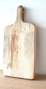 Planche à découper élégante en bois naturel avec une construction épaisse, parfaite pour le fromage, le pain et la préparation des légumes au prix d'usine - Product Image 4