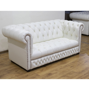Trắng chesterfield chần PU sofa da với điểm nhấn trang trí Stud | phòng chờ thương mại chỗ ngồi cho quán cà phê, nhà hàng, khách sạn - Product Image 1