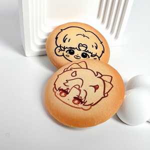 MOQ Rendah Pin Logam Bulat Bentuk Kartun Anime Lucu 58mm 44mm, Badge Logam Custom dengan Peniti Pengaman - Product Image 2
