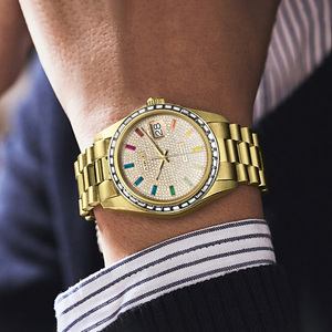 Montre mécanique pour homme avec logo personnalisé OEM, minimaliste, en acier inoxydable 316L doré, cadran serti de diamants colorés, mouvement automatique Miyota - Product Image 3