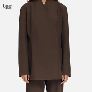 Blazer musulman, veste au design élégant, vêtements islamiques modestes, tenue de travail professionnelle pour femme musulmane - Product Image 4