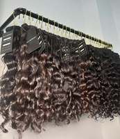 Vente en gros de mèches de cheveux humains indiens ondulés de haute qualité, bruts, provenant de fournisseurs