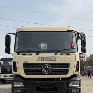 Camion-citerne de ravitaillement <span class=keywords><strong>a</strong></span>érien SINOTRUK HOWO Dongfeng 6x4 20000L 5000 gallons LHD à <span class=keywords><strong>vendre</strong></span> - Product Image 5
