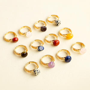 Vente en gros de mini-bagues en pierres naturelles roulées, bijoux en pierres précieuses, cadeaux de guérison pour hommes et femmes - Product Image 1