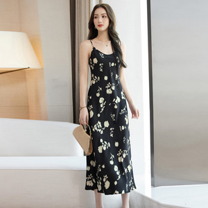 French Style Elegant <b>Suspender</b> Dress Women 2026 Summer Floral Print Long Skirt V Neck Breathable Home Wear - Product Image 2