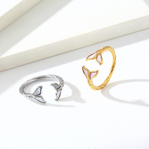 Anillo de acero de titanio con forma de concha de pez para mujer, color dorado, forma de animal, joyería de regalo - Product Image 3
