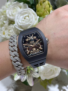Nuevo y Moderno Reloj Mecánico Automático Tourbillon de Cerámica Negra de Alta Calidad 47 Black Knight para Hombre - Product Image 2