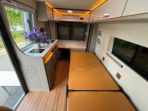 Camping-car <span class=keywords><strong>JMC</strong></span> Diesel Transmission Automatique 2-3 Personnes Véhicule de Loisirs Panneau Solaire RV pour Camping Touristique - Product Image 5