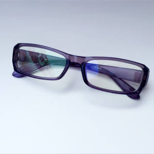 Lunettes anti-lumière bleue, monture en résine, monture intégrale, verres plano, style anti-lumière bleue, pour utilisation sur ordinateur - Product Image 4