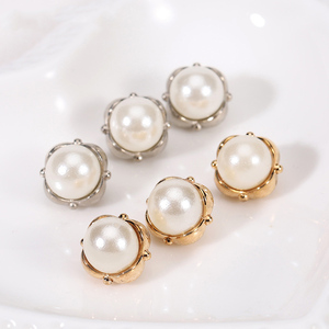 11.5mm fantasia oro placcatura <span class=keywords><strong>argento</strong></span> colore bianco con gambo rotondo in lega di plastica perla camicia abito gonna bottoni - Product Image 6