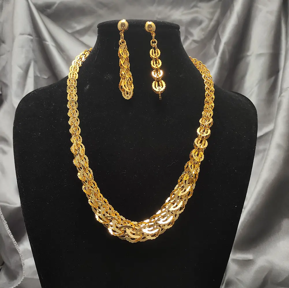 50cm Factory wholesale jewelry sets with Earrings Trendy Hollow Out Spring Round Chunky Gold Color Jewelry Set for Women