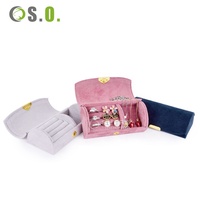 Vente chaude Style Simple Voyage Boîte À Bijoux Organisateur Mini Velours Boîte À Bijoux Avec Logo Personnalisé Accessoire De Mode Organisateur