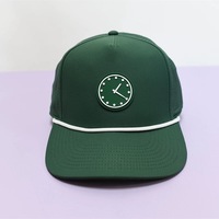 Casquette de baseball unisexe personnalisée Oxford sportive imperméable perforée au laser respirante à 5 panneaux avec visière incurvée pour le golf