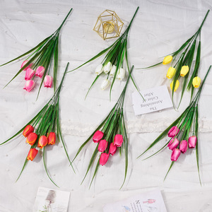 Fleurs de tulipes artificielles, bouquet de fleurs en soie, décoration de mariage, accessoires pour la maison et le salon, fabrication artisanale par moulage par injection - Product Image 1