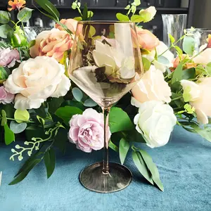 Ensemble de gobelets en cristal coloré Ensemble de 6 verres à vin Verre à vin soufflé à la main de style italien unique pour la location de mariage