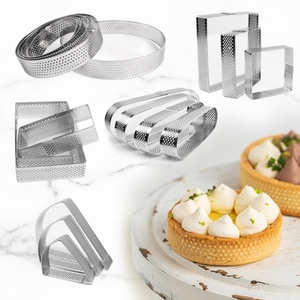 แหวนสแตนเลสแบบมีรูสำหรับทำทาร์ต อุปกรณ์อบขนม แม่พิมพ์เค้กมูส แม่พิมพ์ทำแยมทาร์ต พาย แม่พิมพ์ทำขนม แหวนเค้กทาร์ต - Product Image 1