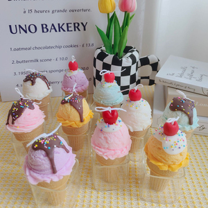 Vela Aromática con Forma de Cono de Helado Hecha a Mano, Diseño de Lujo, Cera de Soya Ecológica, Larga Duración, Decoración para el Hogar, Fiestas y Bodas - Product Image 1