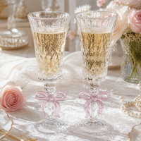 Flûtes à champagne et verres à vin rouge en cristal de luxe, vintage, avec nœud papillon et motif diamant en relief
