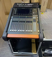 Mezclador Digital Compacto Behringer WING de 48 Canales con Pantalla Táctil, 13 Faders, 24 Preamplificadores Midas Pro, 16 Procesadores de Efectos Digitales Estéreo, Metálico