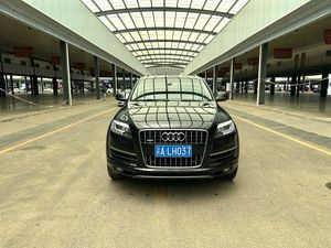 <span class=keywords><strong>Audi</strong></span> <span class=keywords><strong>Q7</strong></span> 3.0T Turbo Benzina <span class=keywords><strong>SUV</strong></span> Automatica LHD Usata del 2013 con Sedili in Pelle, Interni Scuri, Telecamera Posteriore per Esportazione - Product Image 2