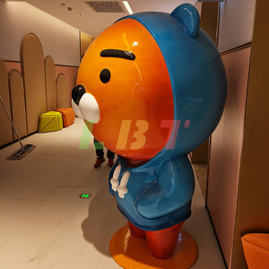 ประติมากรรมหมีการ์ตูนไฟเบอร์กลาส Libit ของตกแต่งพื้น ทนทาน เหมาะสำหรับห้องเด็ก ผลิตตามสั่ง - Product Image 3