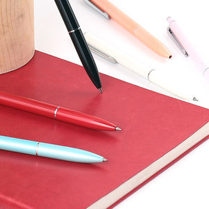 Stylos à bille rétractables en métal de haute qualité, colorés et populaires, avec logo personnalisé - Product Image 4