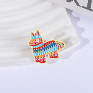 Pinata Enamel pin kustom permainan tradisional Meksiko lencana kerah bros pesta ulang tahun aksesoris perhiasan hadiah untuk teman - Product Image 2